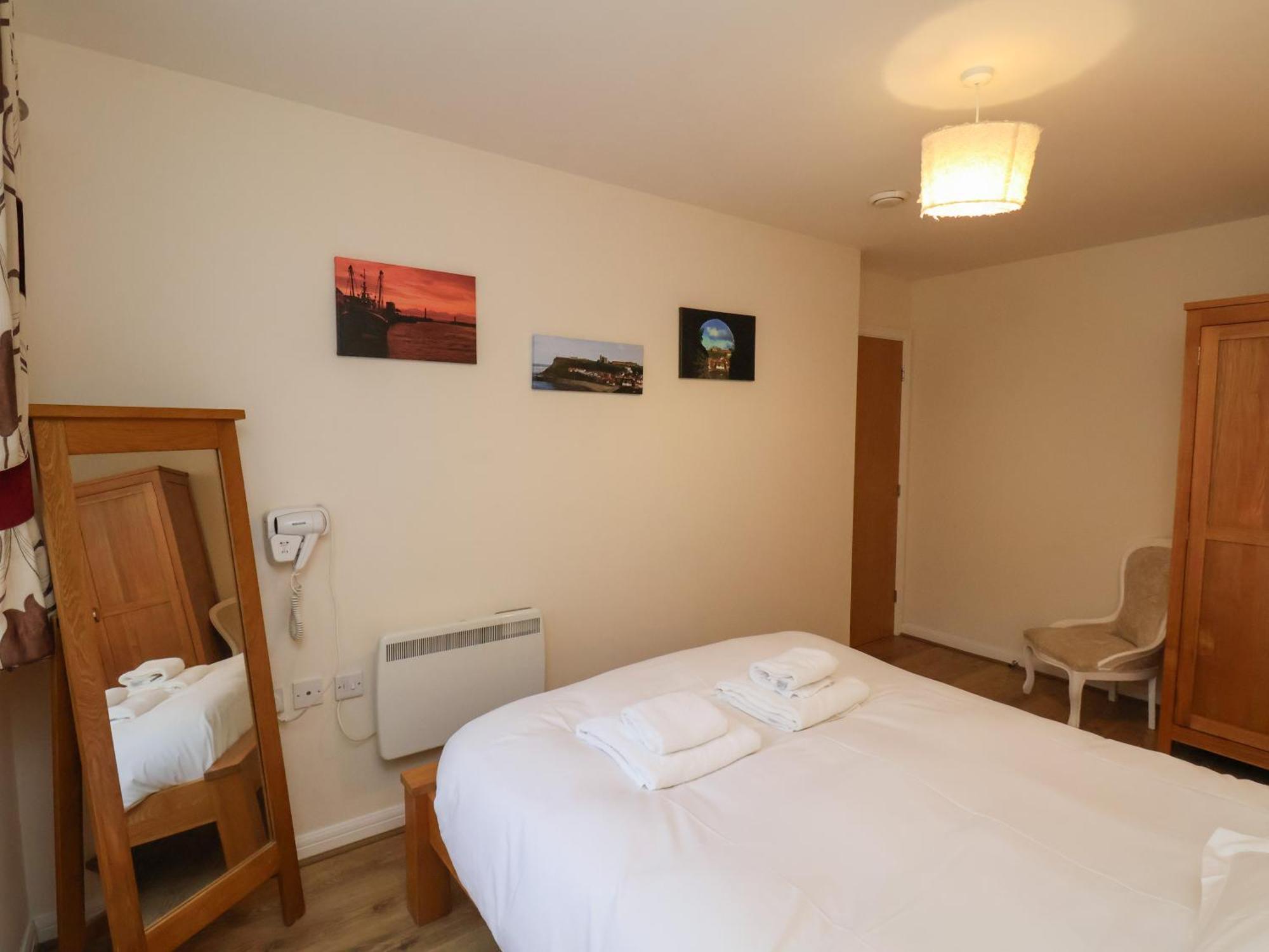 Cadliam Apartment Whitby